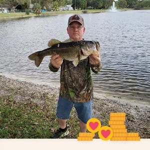 Meet your Posher, Dennis